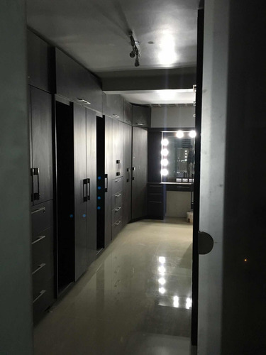Imagen 2 de 14 de Casa En Prados Del Este