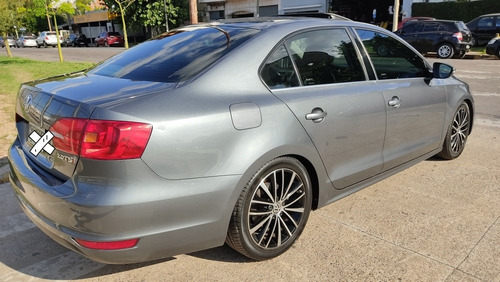 Volkswagen Vento 2.0 Sportline Tsi 200cv Dsg 2013