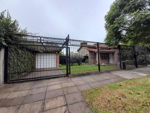 Imagen 2 de 14 de Casa En Venta Cond En Ituzaingo Norte