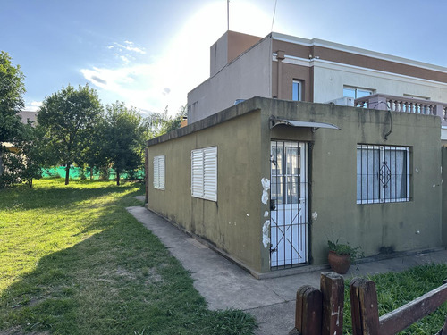 Casa En  Calle Santa Cruz 410