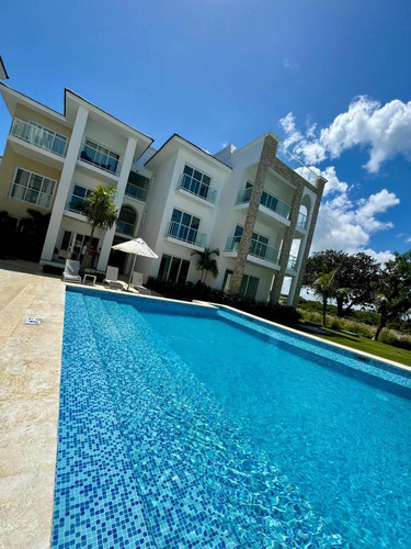 Apartamento En Venta En Punta Cana 1 Habitacion 1 Parqueo