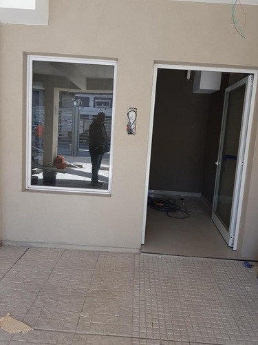 Imagen 2 de 9 de Departamento - Moron