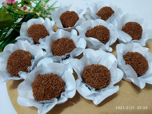 Imagem 2 de 10 de 30 Forminhas Doces Flor Luxo Dupla Papel Casamento Promoção