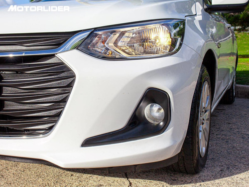Imagen 18 de 25 de Chevrolet Onix Lt 1.2 Extra Full | Permuta / Financia
