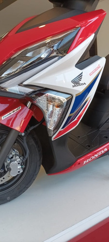 Imagen 5 de 16 de Honda Elite 125 Fi Tricolor Honda Redbikes