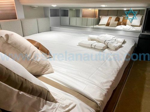 Imagem 11 de 11 de Lancha Tethys 41 Ht Iate Ferretti Axtor Intermarine Armada