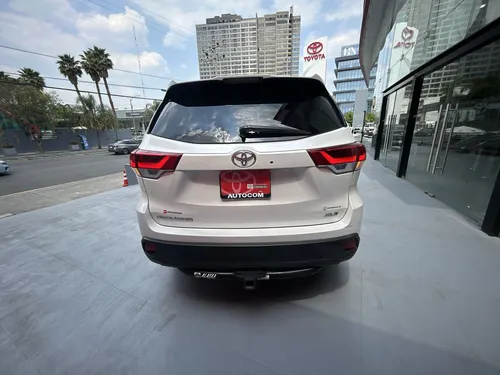 Toyota Highlander Xle