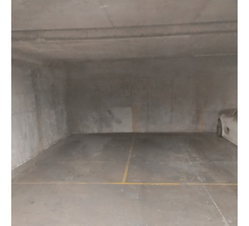 Venta De 2 Estacionamientos Cubiertos, Subterráneo 2 Piso.