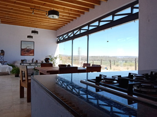 Imagen 18 de 30 de Casa De Campo Para Descansar /increíbles Vistas Y Espacios,