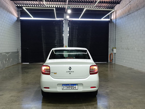Renault Logan 1.0 Expression 16V Flex 4P Manual