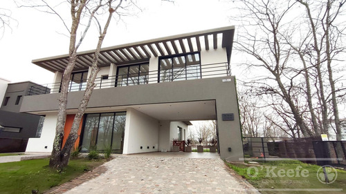 Casa Moderna En Venta 6 Ambientes A Estrenar En Fincas De Hudson Barrio Cerrado