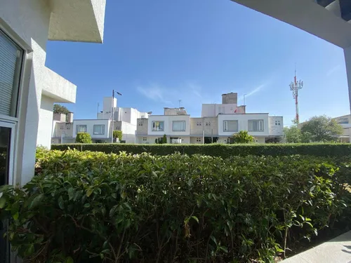 Casa En Renta En Valle De Encinos