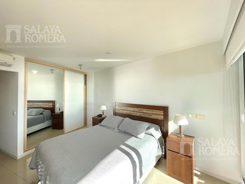 Imagen 12 de 20 de Venta Departamento - 2 Dormitorios Dependencia - Playa Mansa Con Vista Al Mar Ref:2402620