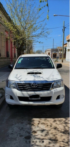 Toyota Hilux 2.5 Cd Dx Pack 120cv 4x2 - H3 2015