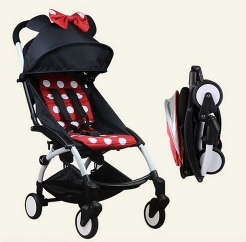 Imagen 3 de 4 de Coche De Bebe Yoya 175° Mickey Plegable Liviano Cinturon