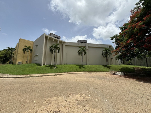 Nave Industrial Alquiler Zona Franca San Isidro Santo Domingo Este