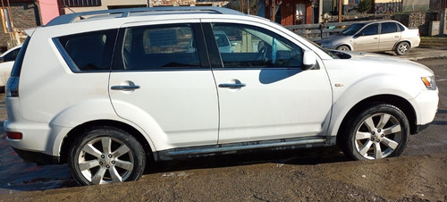 Imagen 2 de 8 de Mitsubishi Outlander 2.4 Gls 4wd At Cuero Tc (170cv) Mod2010