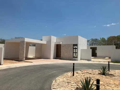Casa En Venta Merida, Cholul En Privada, Modelo 210, 1 Piso, Entrega Inmediata.