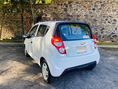 Imagen 6 de 12 de Chevrolet Spark 2017 1.3 Ls Classic Mt