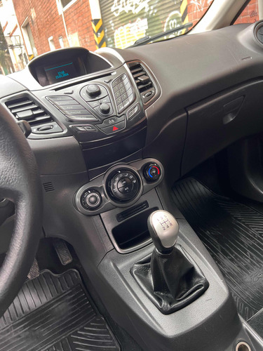 Ford Fiesta Kinetic Design 1.6 S Plus 120cv