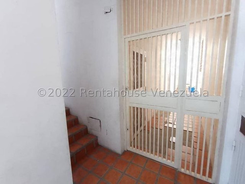 Imagen 14 de 30 de Apartamento En Venta Av Miranda Oeste Maracay 107,50 Mts 2 Mls 22-22826 Cp