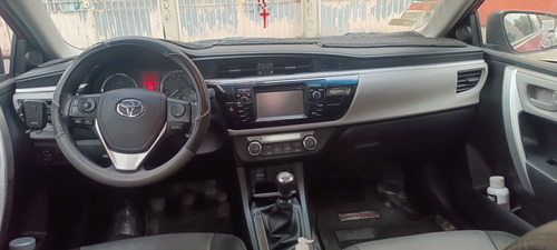 Toyota Corolla XEI 1.8 6M/T