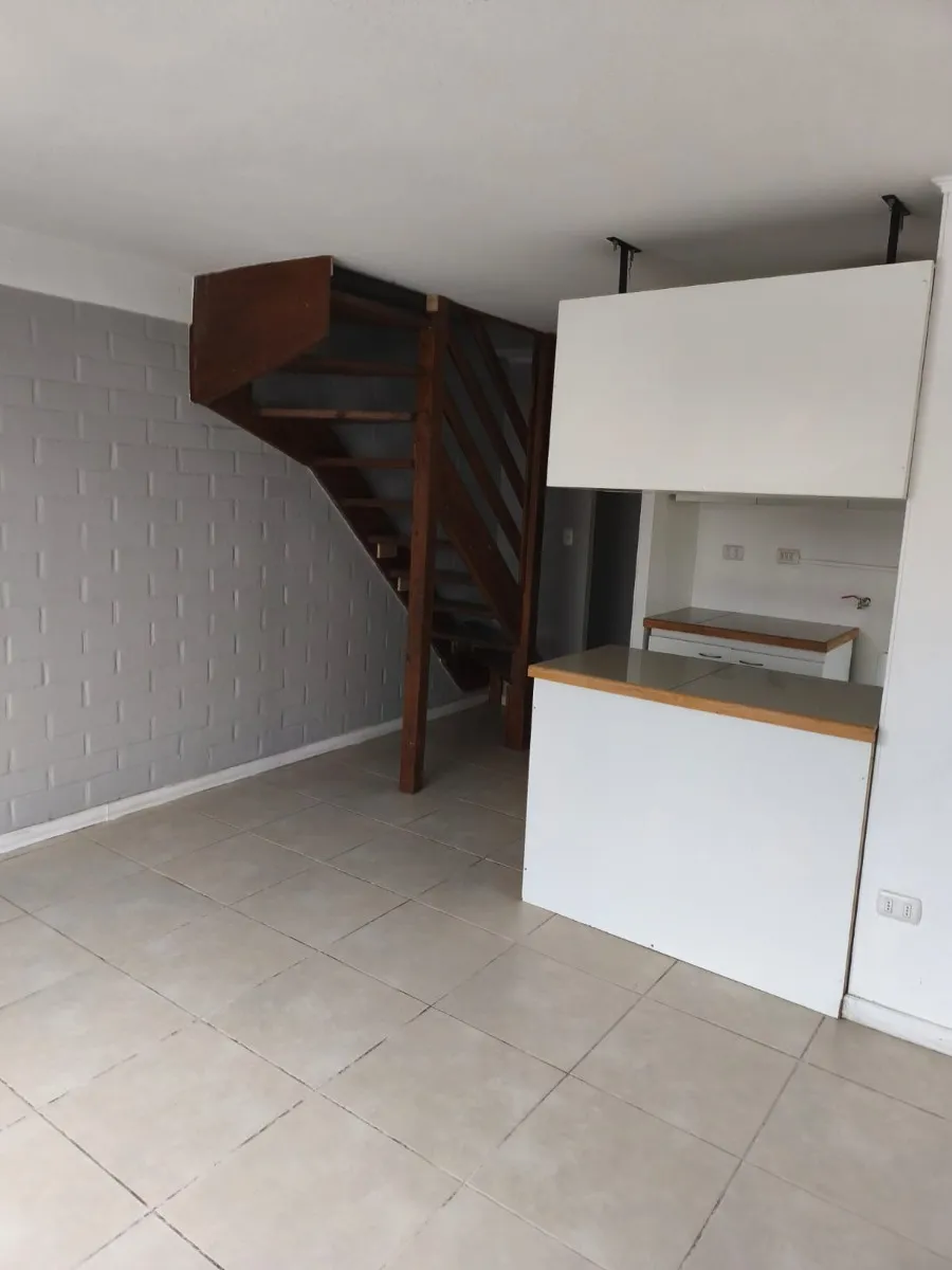 Imagen 3 de 17 de Casa En Arriendo En Condominio Valle Grande Lampa