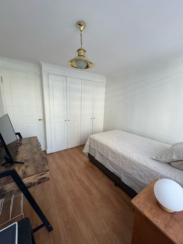 Hermoso Departamento Las Condes, 2d+2b Con Estacionamiento