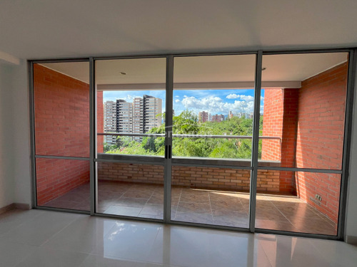 Apartamento En Arriendo En Benedictinos. Cod A776241