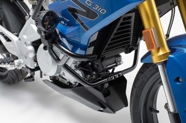 Imagen 2 de 3 de Protecciones Laterales De Motor. Bmw G 310 R (16-). Negro.