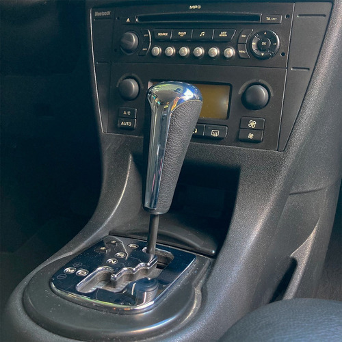 Imagem 8 de 10 de Citroen C4