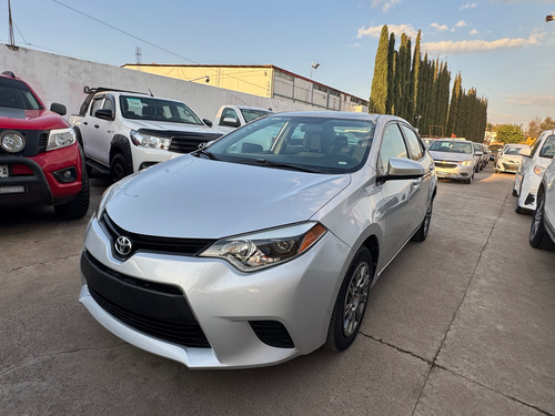 Toyota Corolla 1.8 Base At