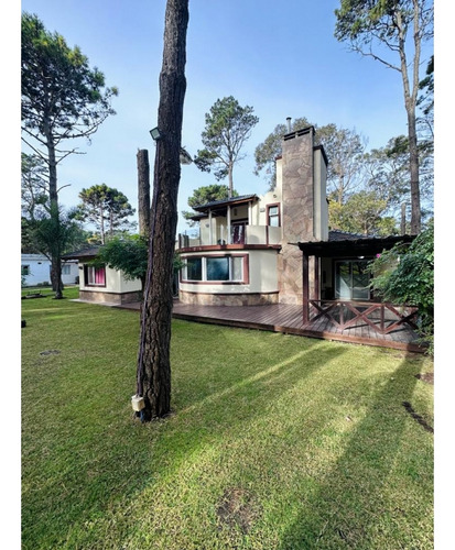 Pinamar - Casa Los Nietos - Moderna Y Funcional