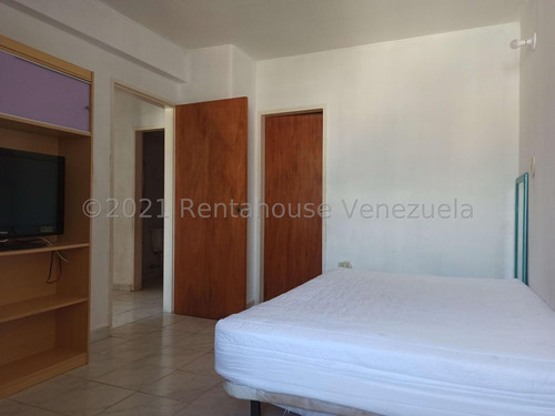 Imagen 10 de 17 de Venta Apartamento 2 Habitaciones Zona Centro Estef 22-12700