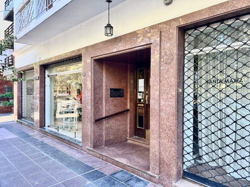 Departamento En Plaza Mitre 3 Amb