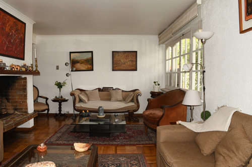 Casa Venta 5d 4b Servicios Metro Dominicos Terreno