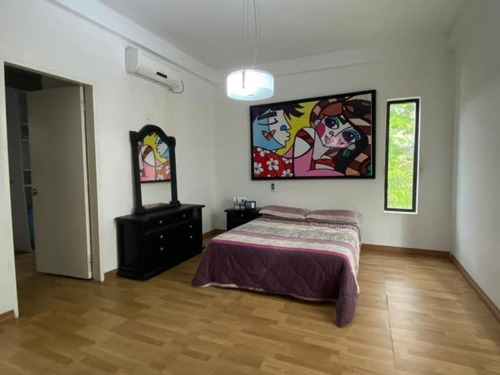 Imagen 8 de 13 de Casa En Venta En Urb. Colinas De Guataparo Valencia Cod: Foc-1015