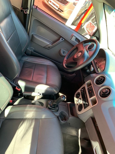 Imagem 2 de 10 de Volkswagen/ Saveiro G4 1.6 2009