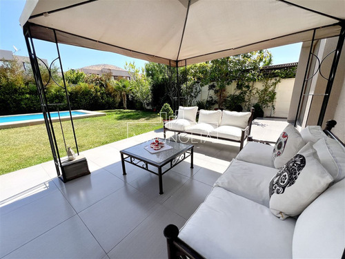 Casa En Venta Impecable En Chamisero A Pasos Del Jumbo