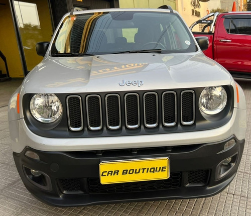 Imagen 2 de 15 de Jeep Renegade 2017 Sport 1.8 Plus