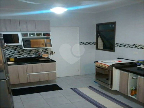 Imagem 11 de 22 de Apartamento 2 Dormitórios A Venda No Bitaru Em São Vicente-sp - Reo575289