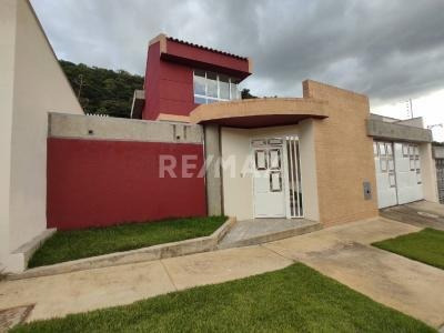 Imagen 2 de 12 de Casa A Estrenar Trigal Norte