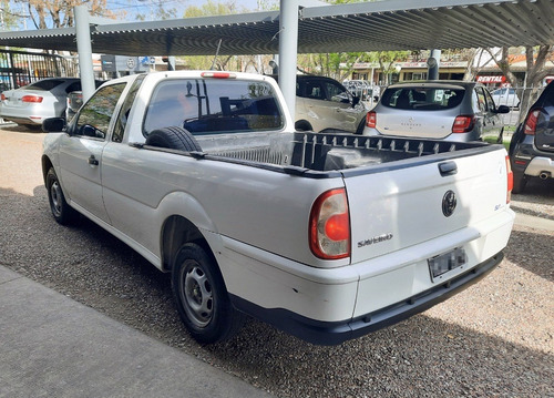 Imagen 4 de 11 de Volkswagen Saveiro 1.6l 2009