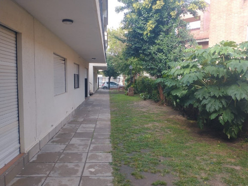 Imagen 2 de 16 de Dpto. Pb. 2 Dorm. Piscina-santa Rita. 841443