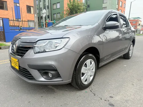 Renault Logan 1.6 Expression / Life +