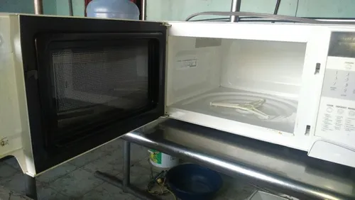Microondas Sharp Carousel (Usado)