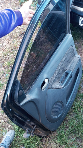 Imagen 5 de 5 de Ford Fiesta Max 2006 Familiar