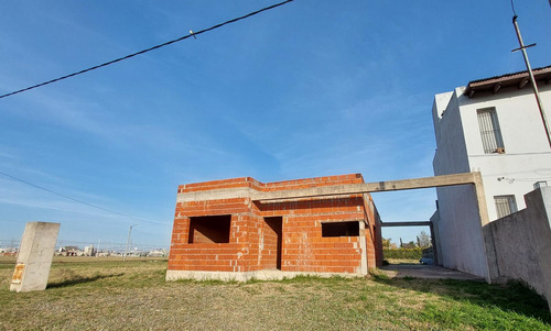 Oportunidad! Casa 2 Dormitorios A Terminar En Tierra De Sueños 3