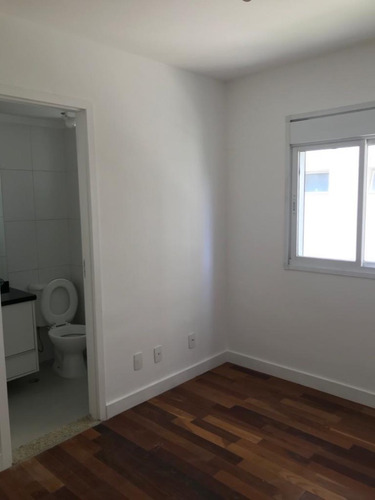 Apartamento À Venda Na Avenida Venceslau De Queirós, Jaguaré, São Paulo - Sp - Liv-11954