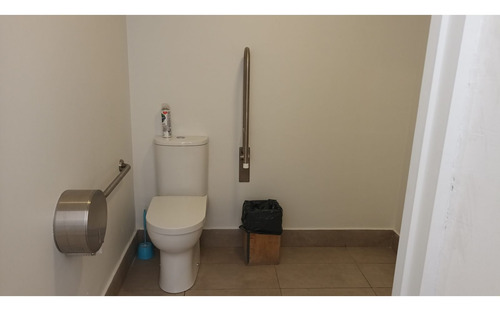 Arriendo Local Comercial 73,11 M2 Nivel Calle + 22,75 M2 En